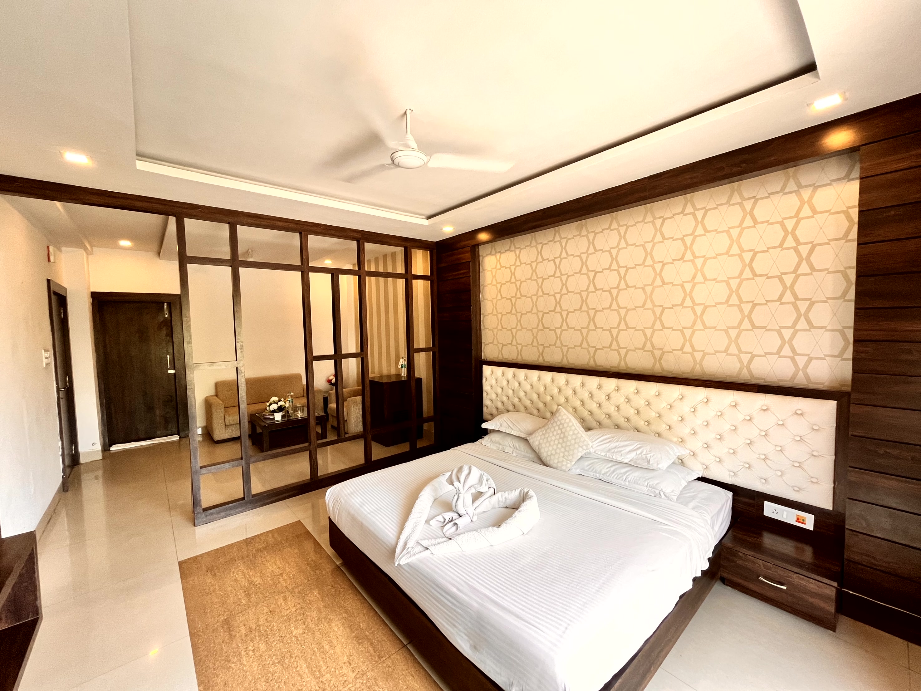 Deluxe AC Room 3