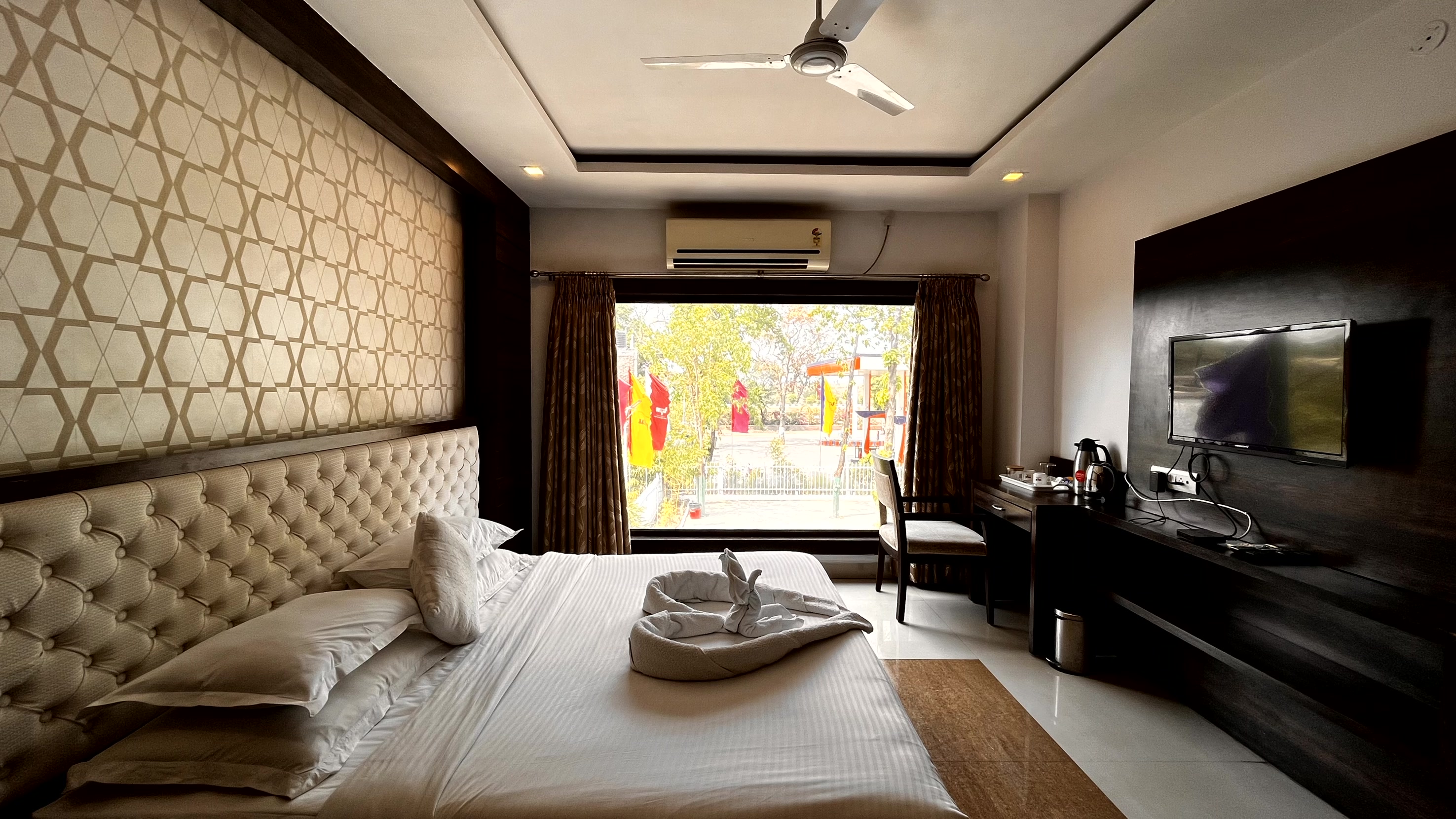Deluxe Room Non AC