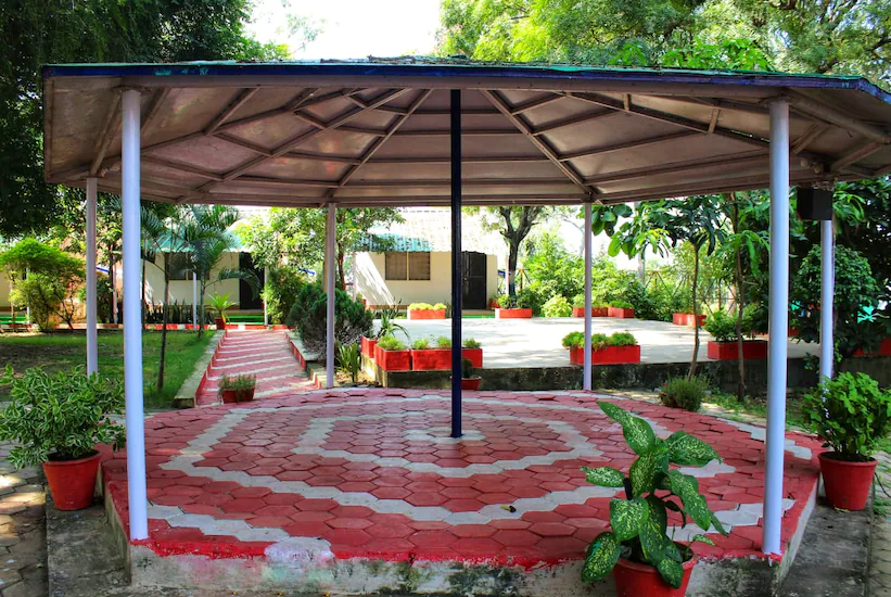 Deluxe AC Room