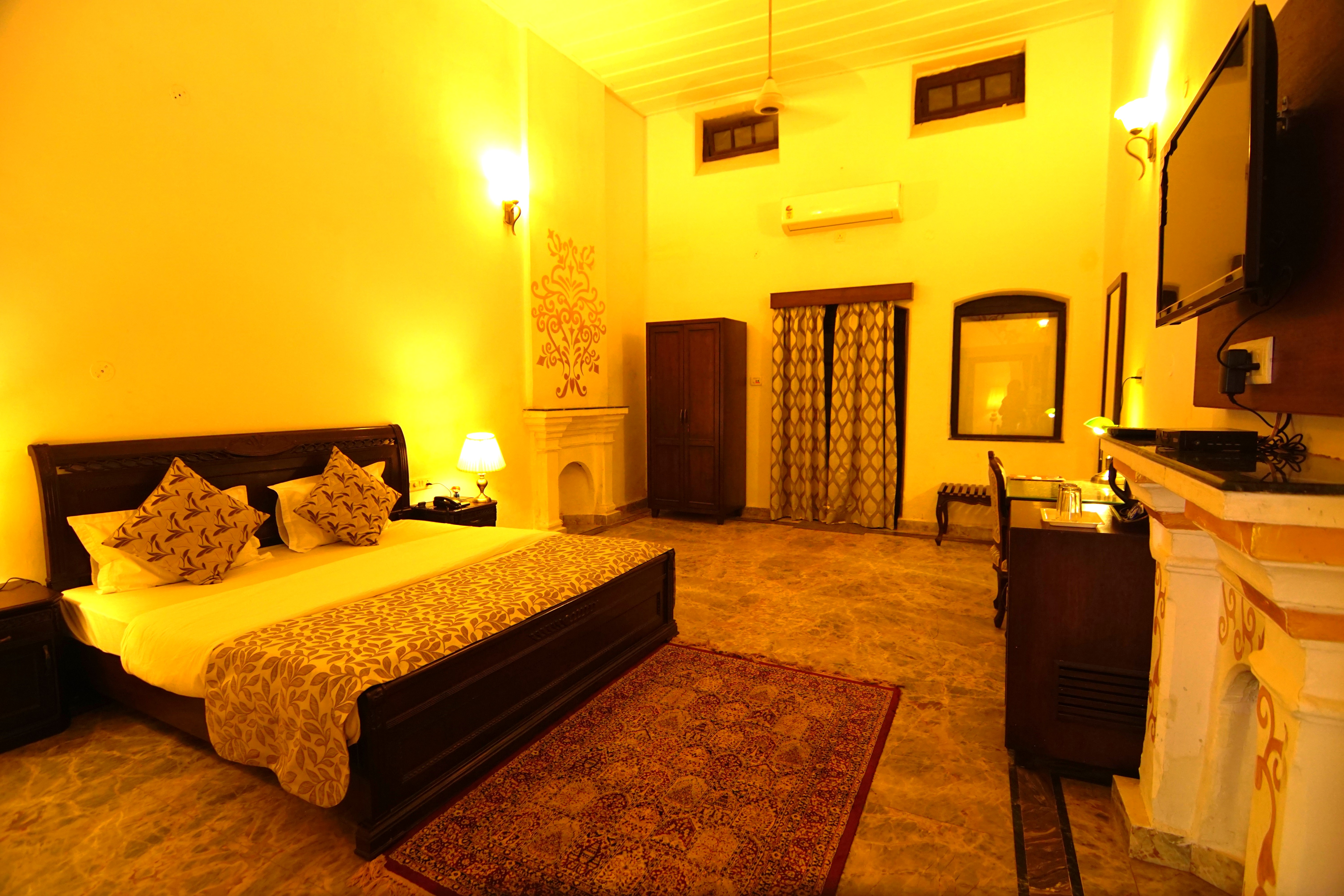 Deluxe AC Room
