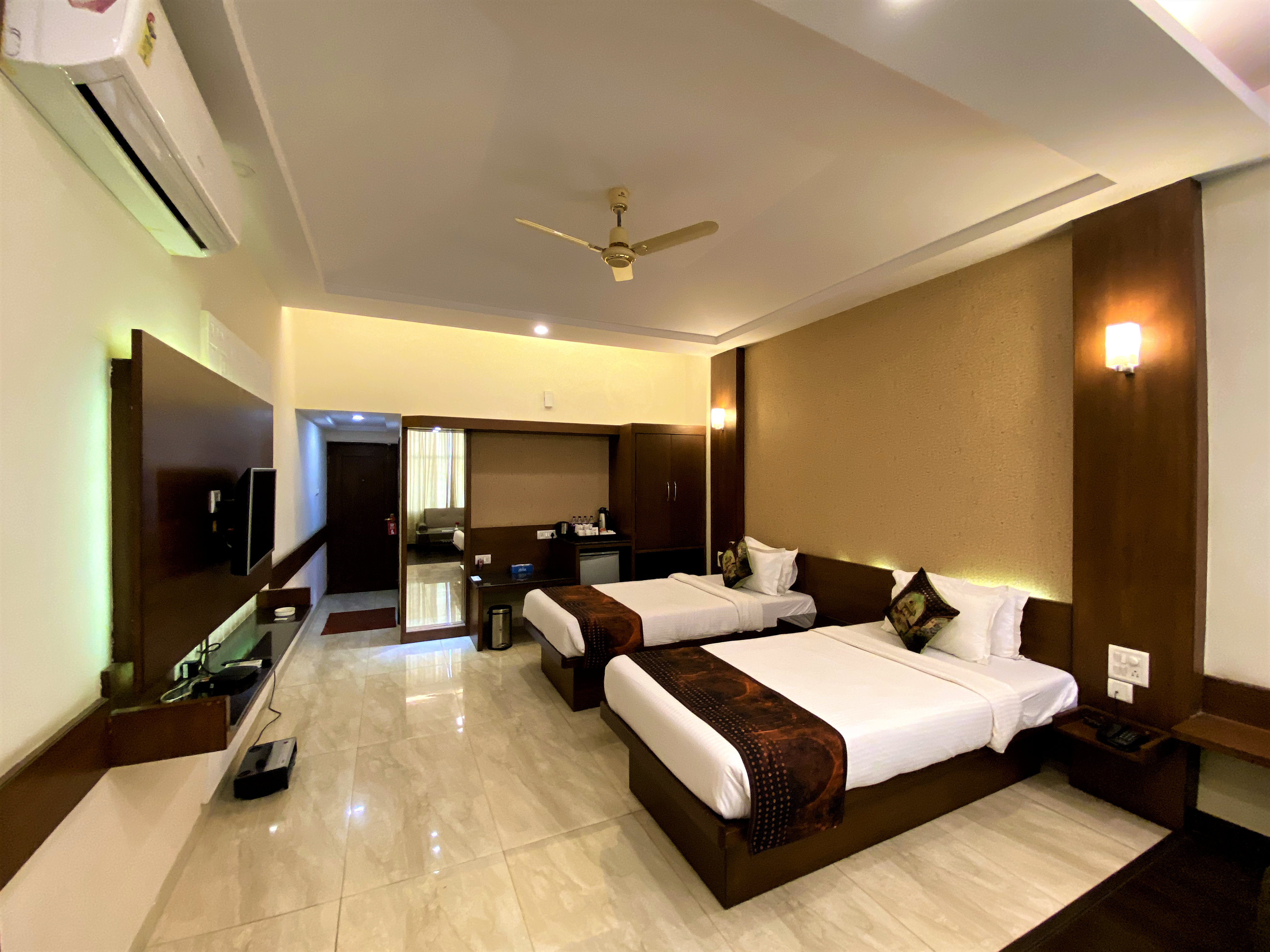 Deluxe Room Non AC 2